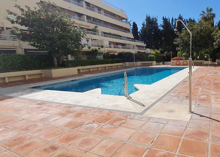 Wonderful In Centre On The Second Line Apartment Marbella